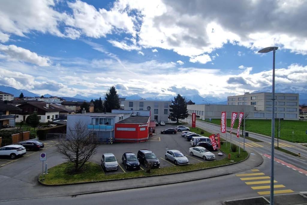 Visionary Hospitality Rothenburg, Lucerne - Premium Apartments With Free Parking, Washer, Kitchen, Terrace, 15' City المظهر الخارجي الصورة
